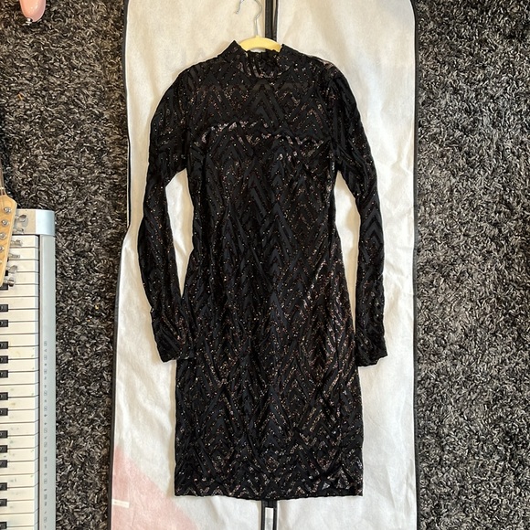 Black Bodycon Mock Neck Sequioin Long Sleeve Mini Short Dress - Picture 1 of 12